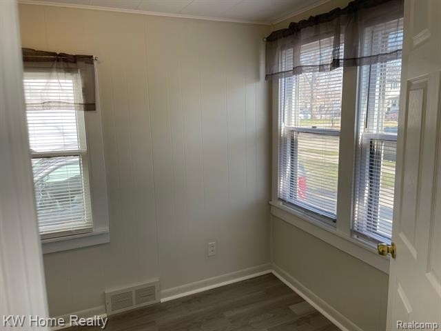 27053 Delton Street - Photo 7