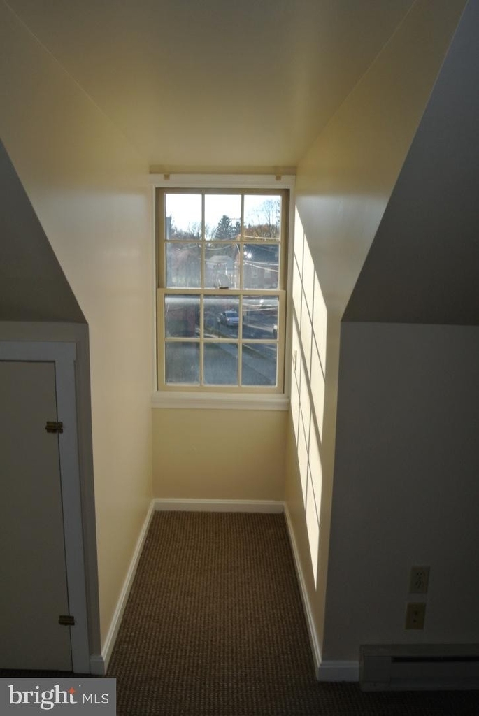 14 N Walnut Street - Photo 6