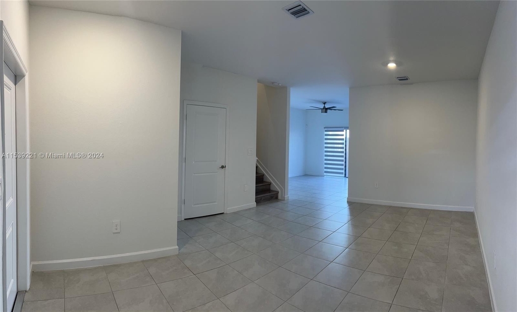 24709 Sw 119th Pl - Photo 2