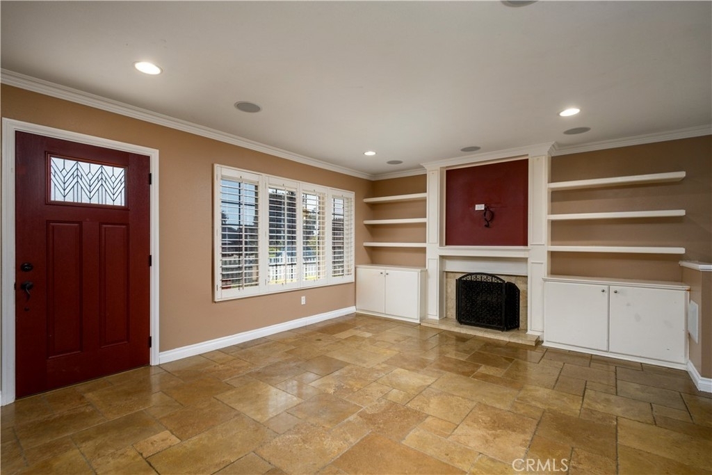 6511 Paris Circle - Photo 2