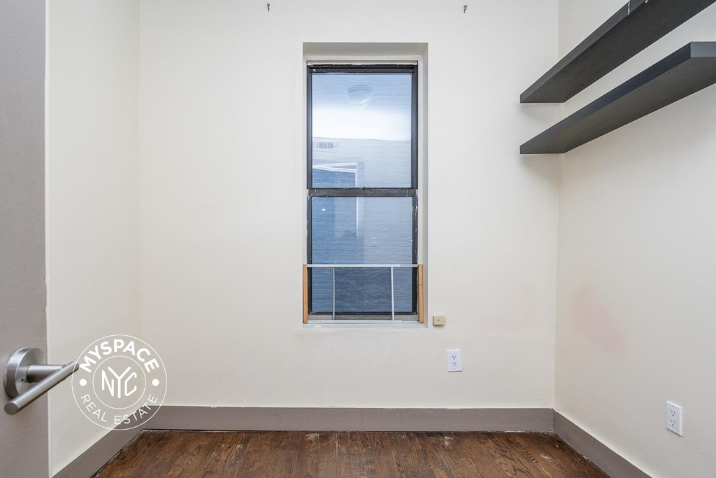 1223 Bushwick Ave - Photo 4