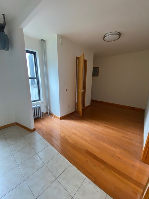 328 East 14th Street - Photo 9