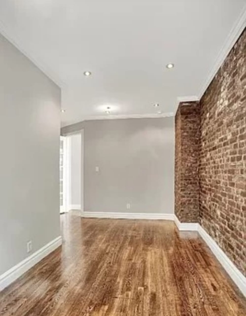 416 East 13th Street - Photo 3