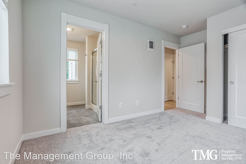 3916 Main St - Photo 11