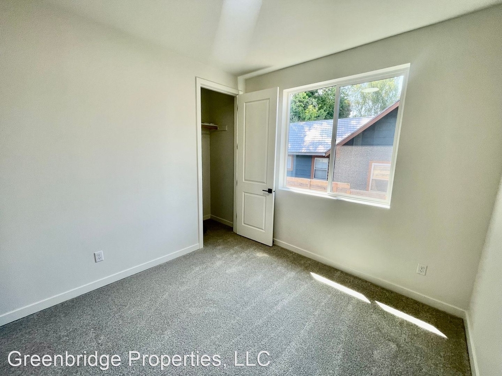 5012 Se 38th Ave. - Photo 14