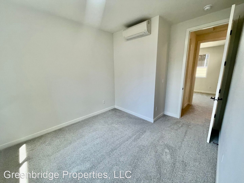 5012 Se 38th Ave. - Photo 12