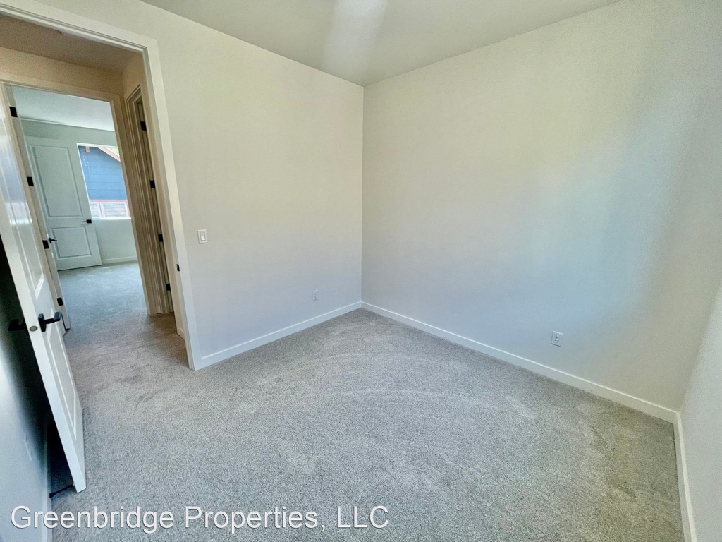 5012 Se 38th Ave. - Photo 19