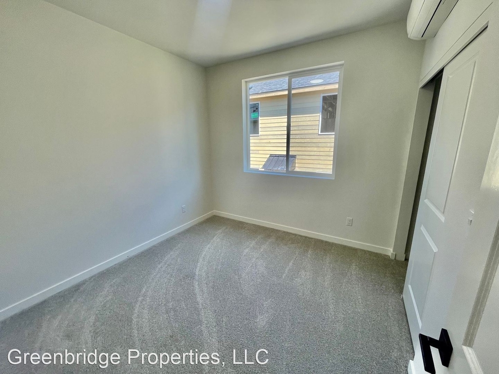 5012 Se 38th Ave. - Photo 16