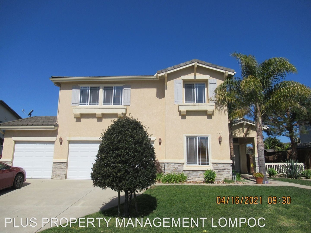 325 Ladera - Photo 1