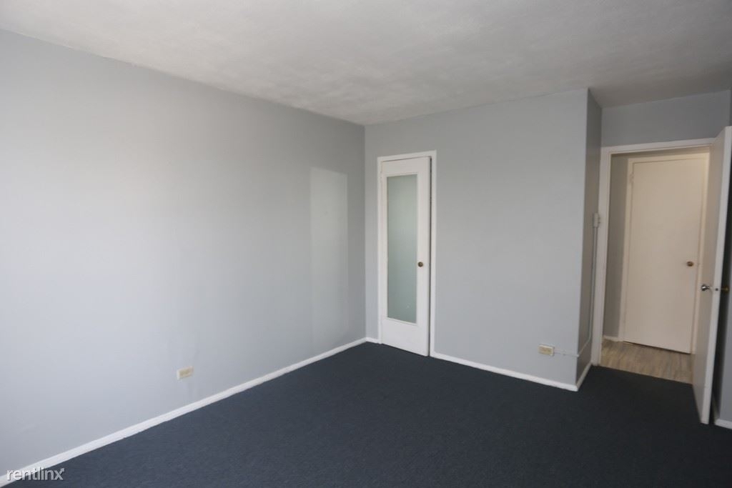 7333 N. Ridge, Unit C205 - Photo 12