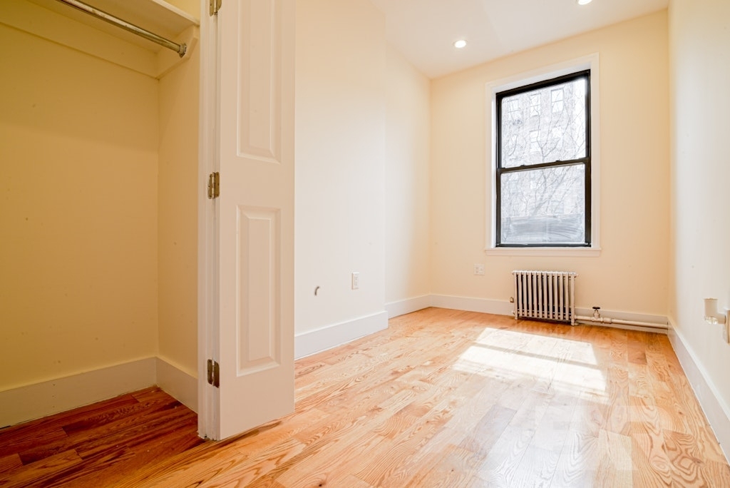 637 St Marks Avenue - Photo 1