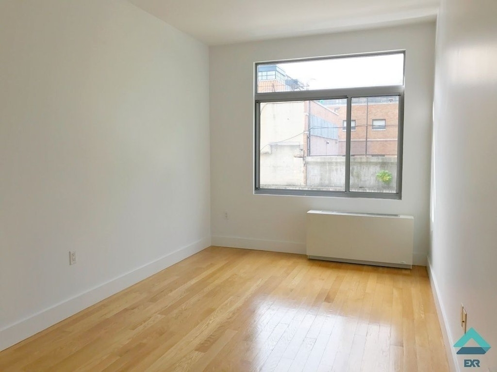 836 Bergen Street - Photo 7