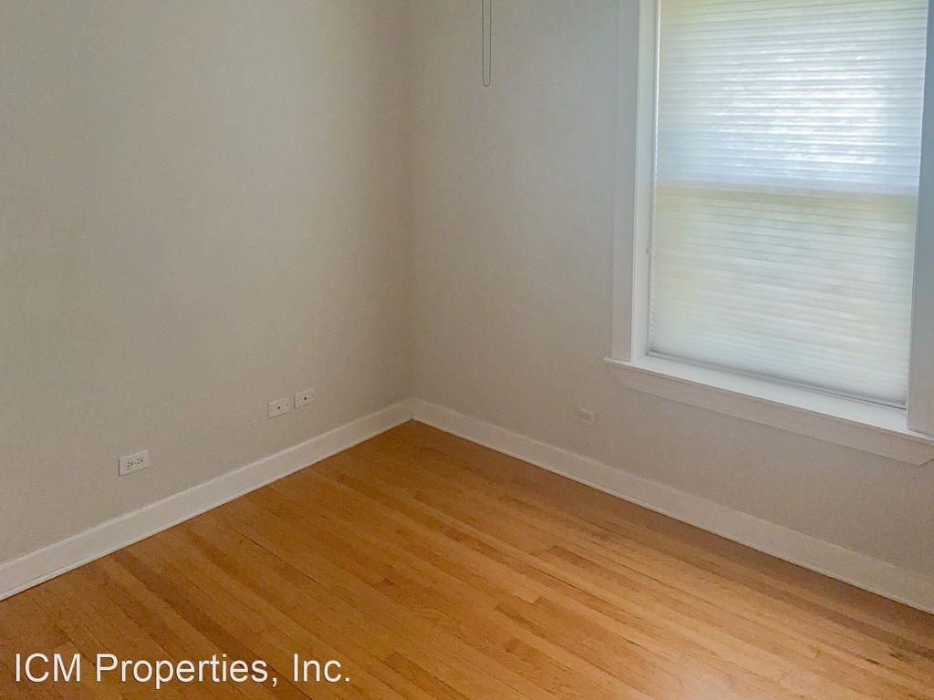 4700 N. Winchester Ave. - Photo 2