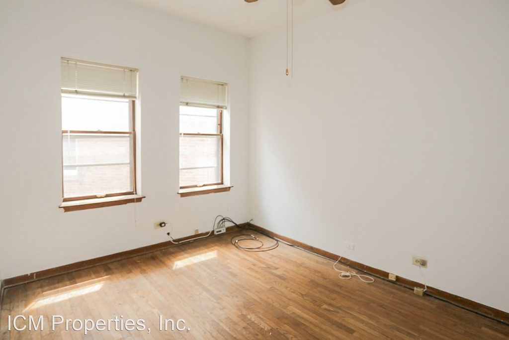 871 W. Lill Ave. - Photo 2