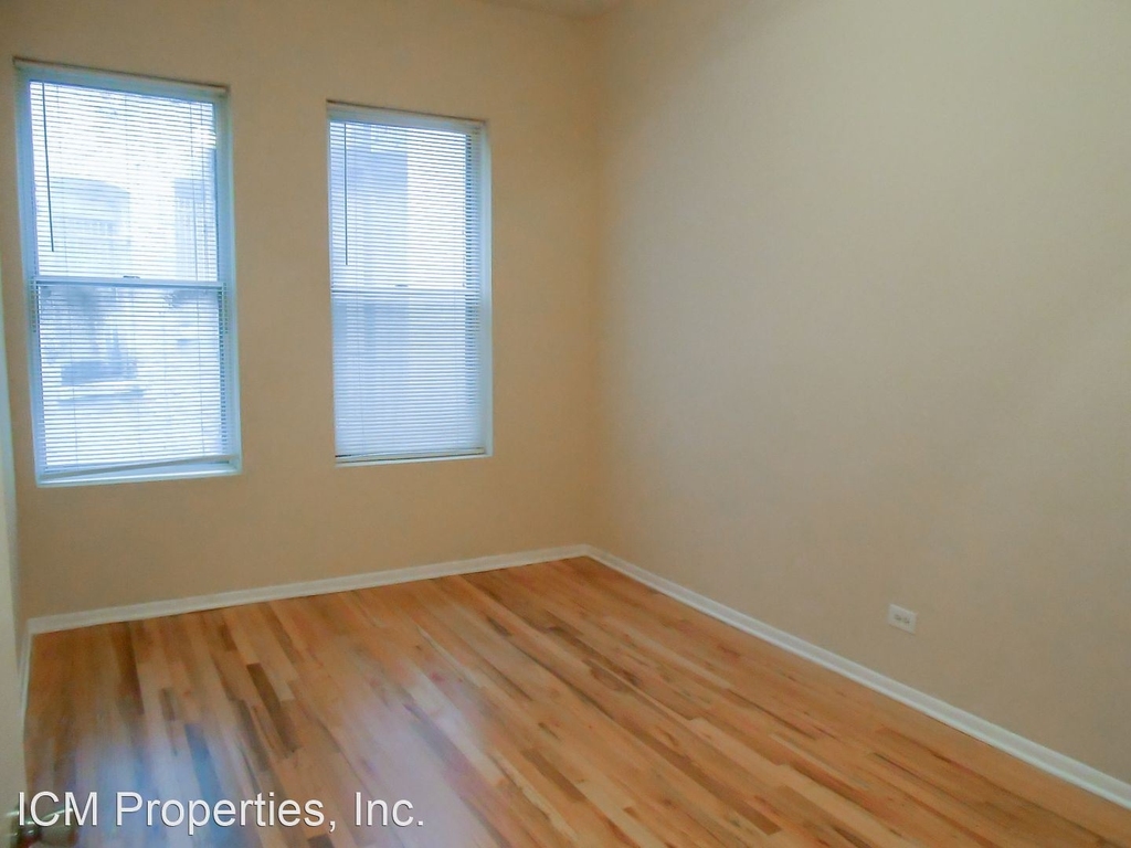 2519 N. Lincoln Ave. - Photo 2