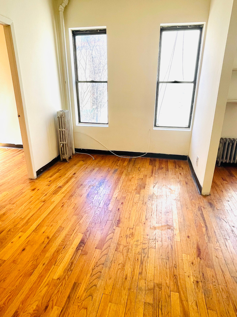 328 East 14th Street - Photo 1