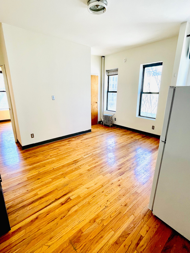 328 East 14th Street - Photo 1