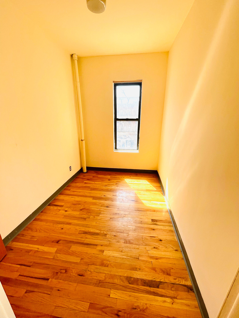 328 East 14th Street - Photo 3