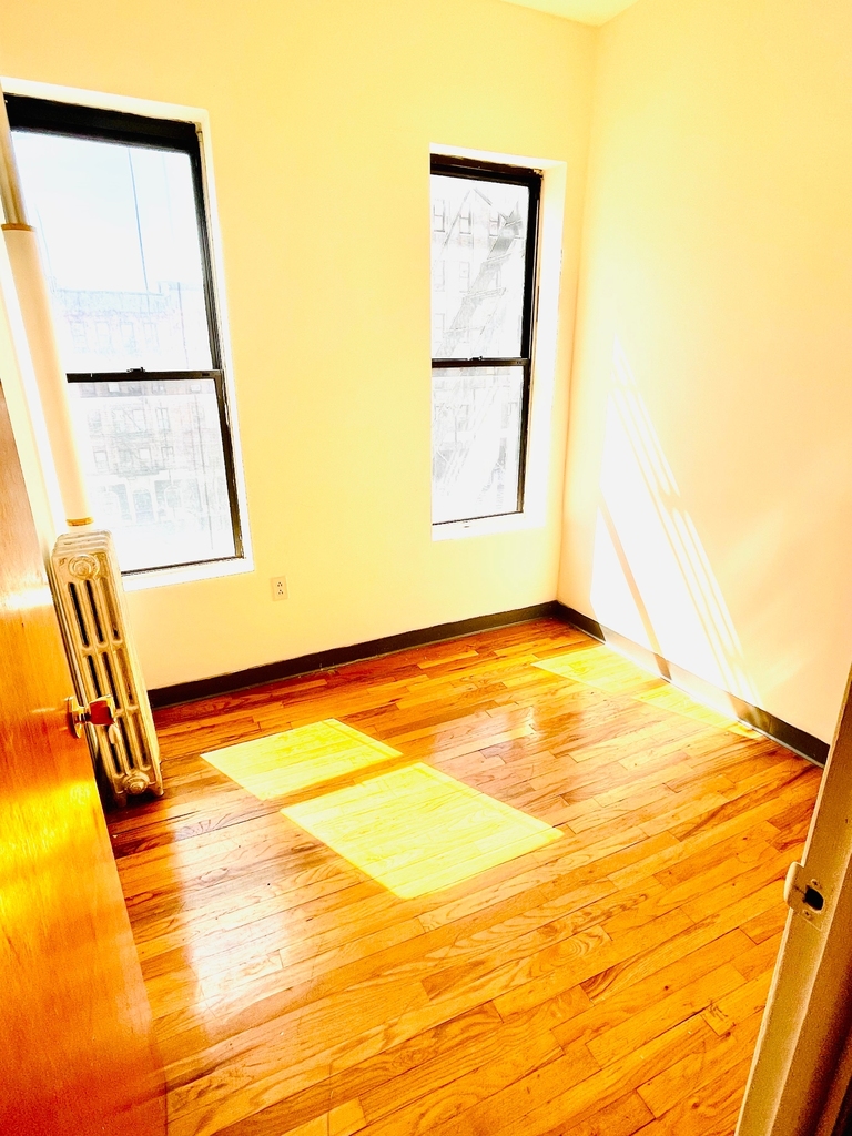 328 East 14th Street - Photo 1