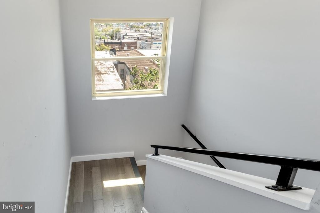 2342 Wilder St - Photo 31