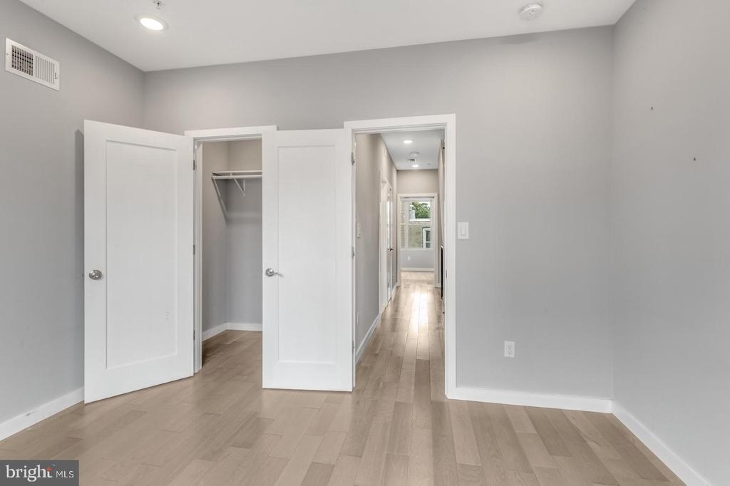 2342 Wilder St - Photo 19