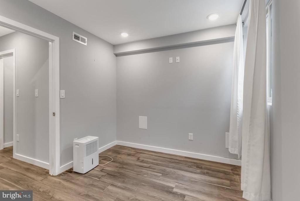 2342 Wilder St - Photo 40