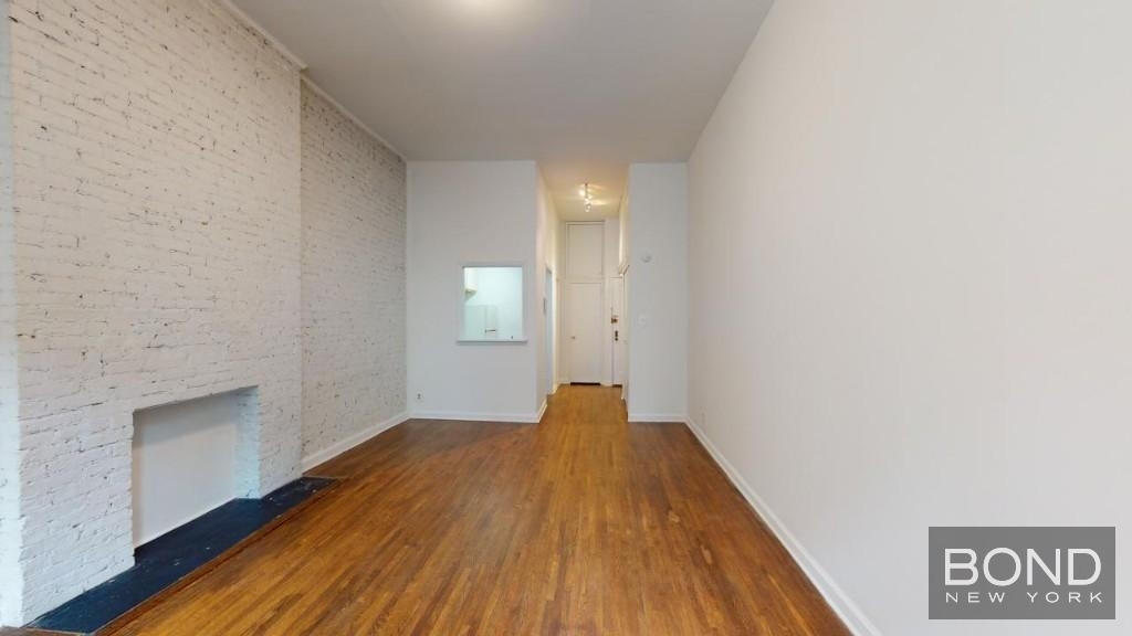 419 East 87 Street - Photo 2