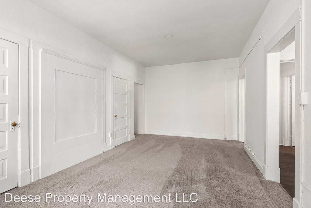 1428 W 10th Ave - Photo 1
