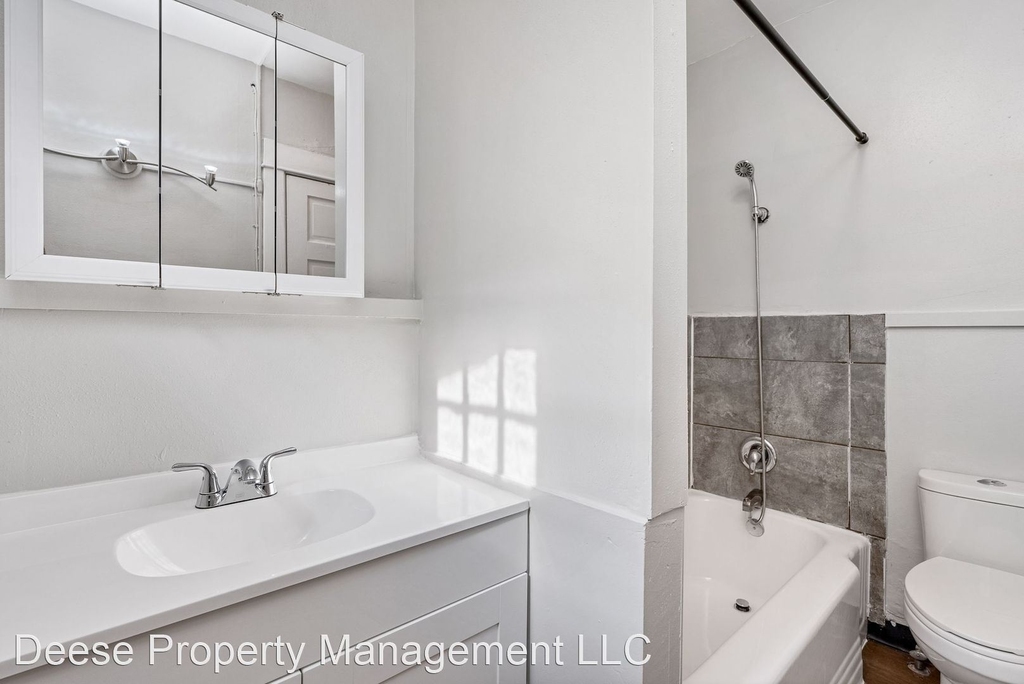 1428 W 10th Ave - Photo 6