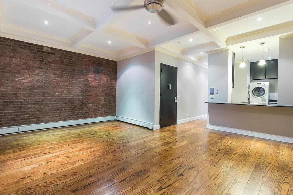 2071 Adam Clayton Powell Jr Boulevard - Photo 1