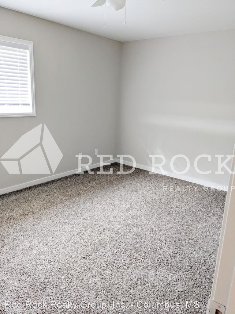 1127 6th St N - Photo 11