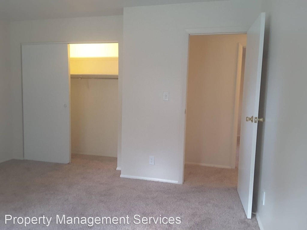 56099 River Shore Lane - Photo 12