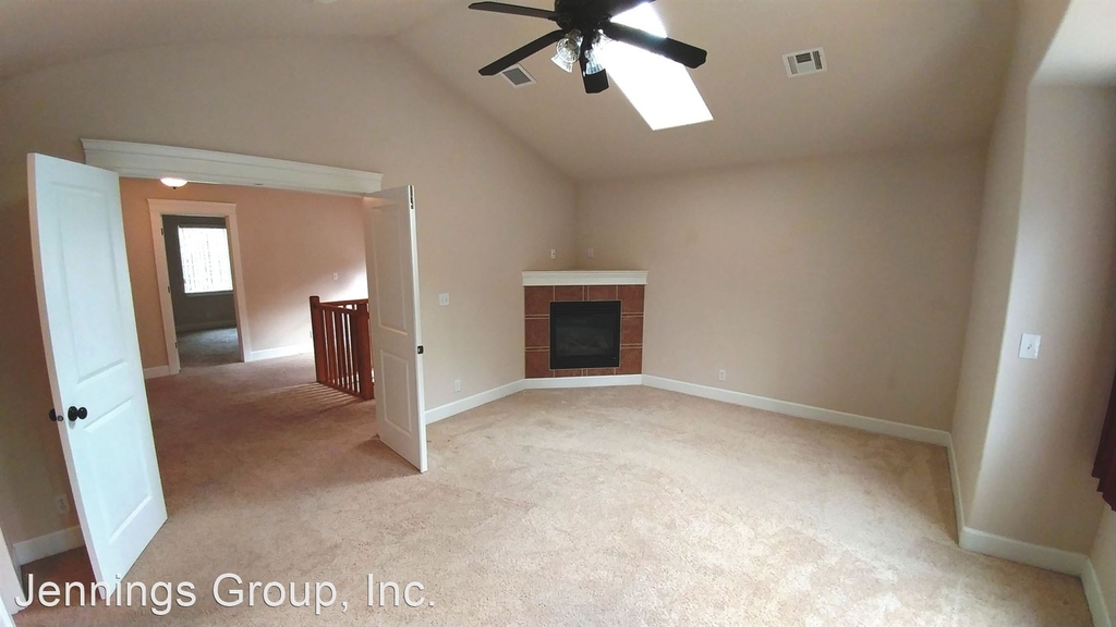 2769 Mallory Lane - Photo 4