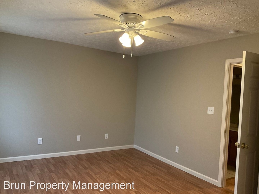 3505 Old Valley View Dr. Starview Townhomes - Photo 16