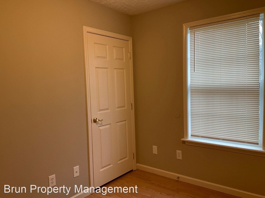 3505 Old Valley View Dr. Starview Townhomes - Photo 4