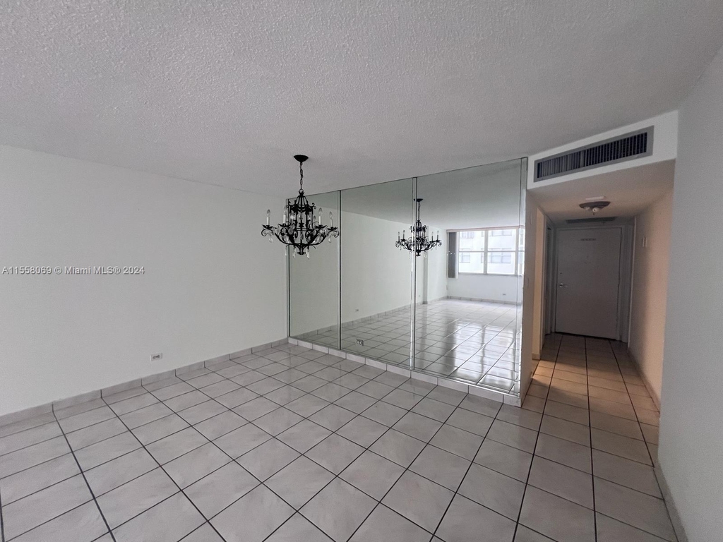 6039 Collins Ave - Photo 27