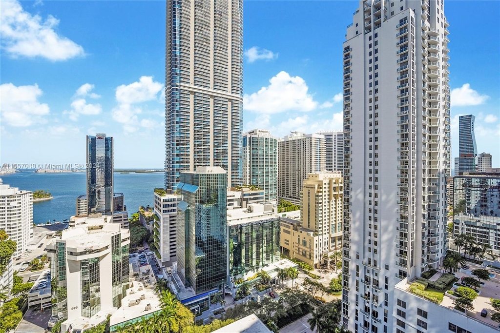 1010 Brickell Ave - Photo 16