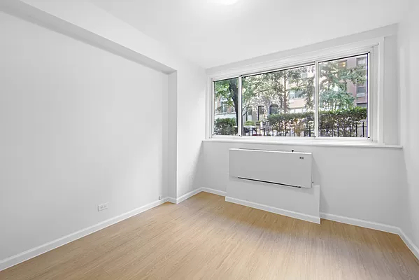 340 East 51st Street - Photo 7