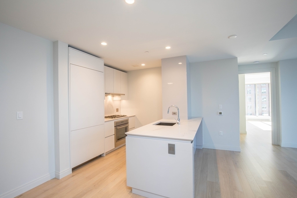 133 Seaport Blvd - Photo 8