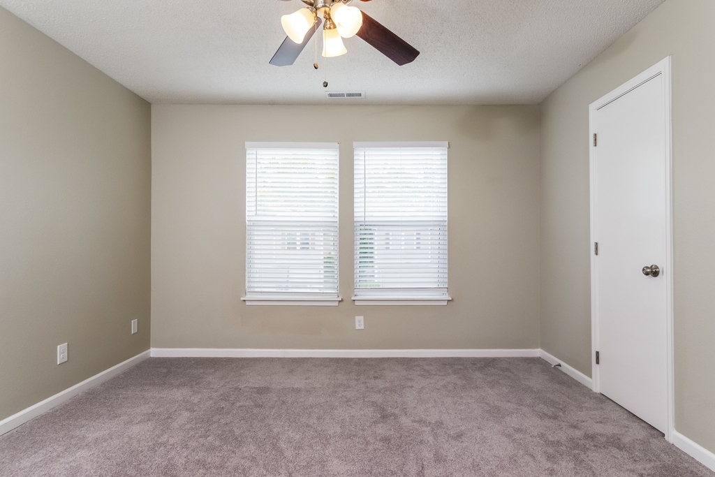 6771 Stanhope Way - Photo 11