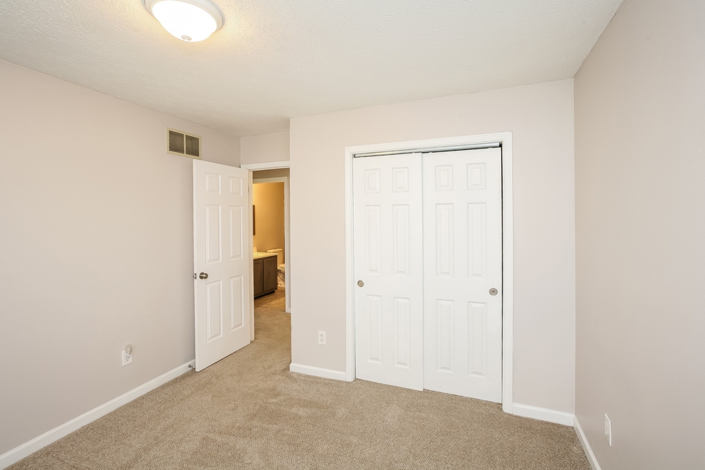 4302 Sunshine Avenue - Photo 10