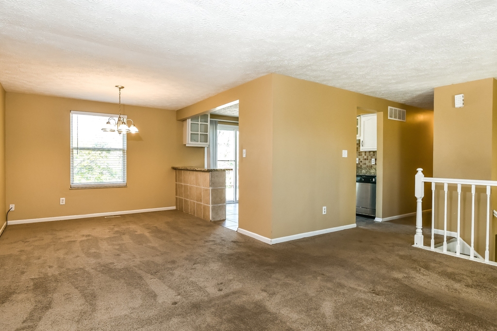 6416 Watercrest Way - Photo 5