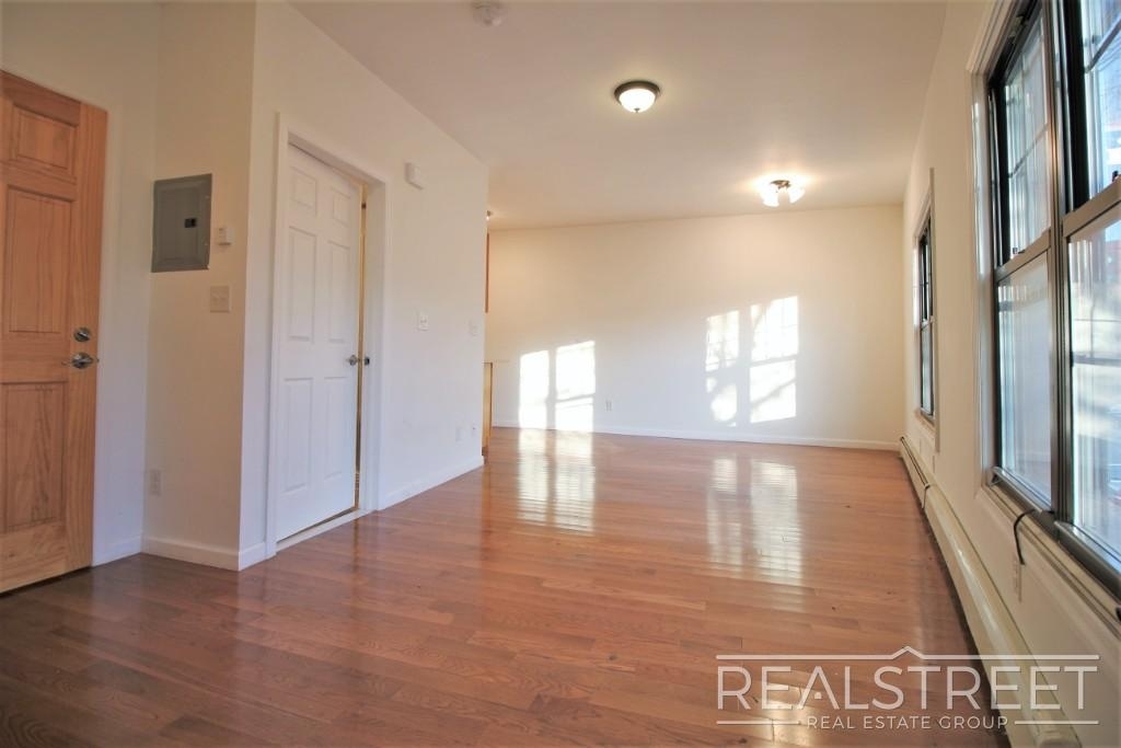 1779 Fulton St - Photo 1