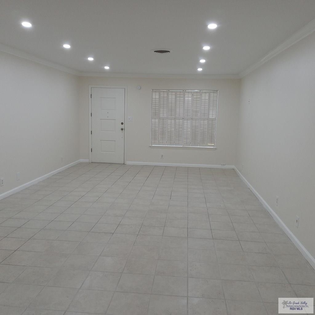 5502 Brazo Circle - Photo 1