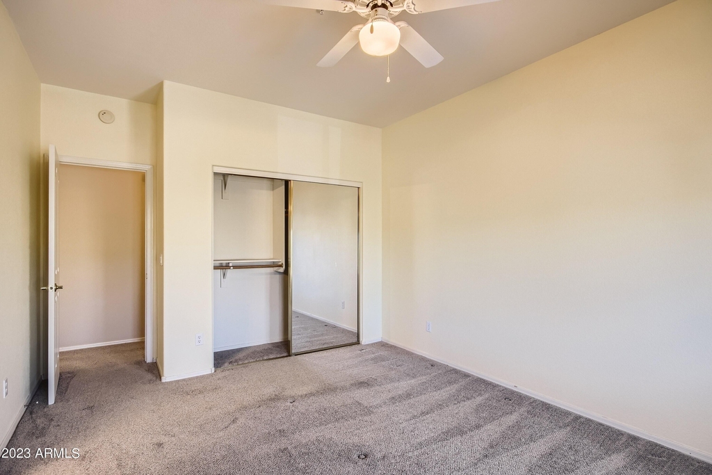 11022 N Indigo Drive - Photo 13