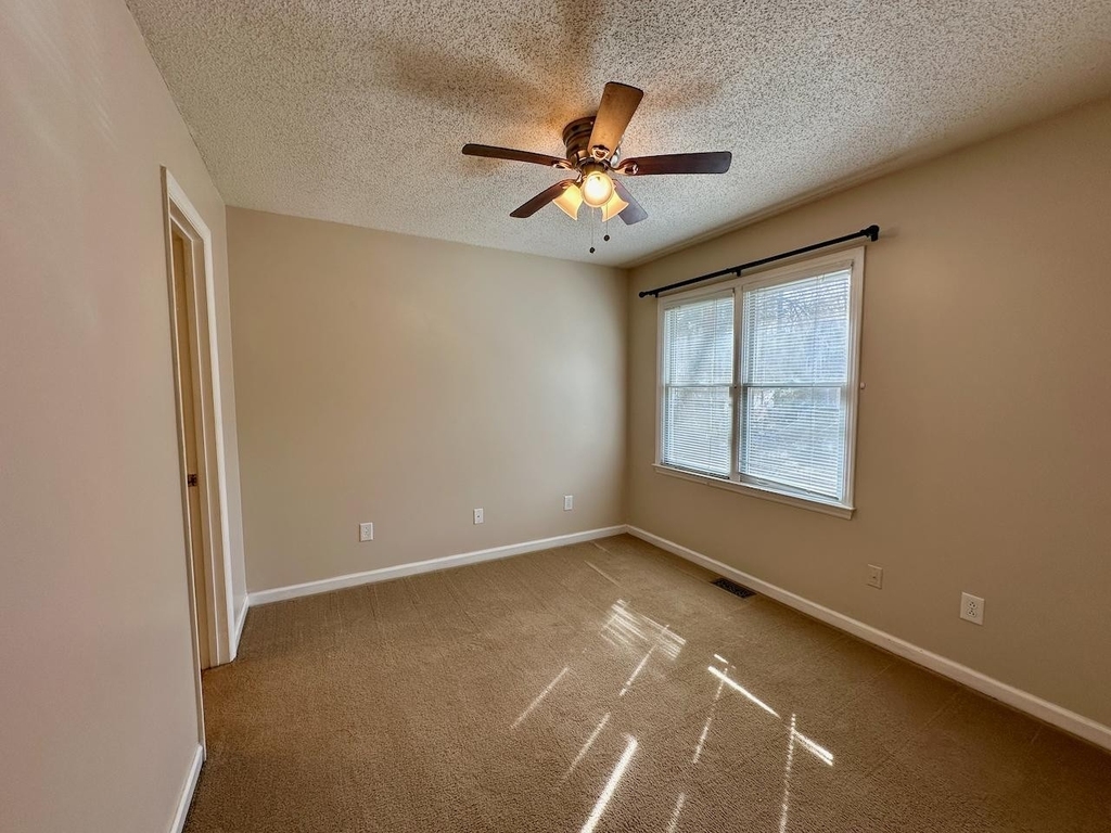 1508 Oakland Hills Way - Photo 11