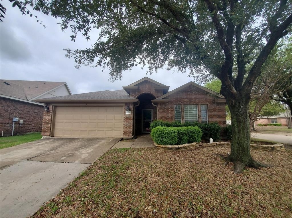 4013 Silver Lake Trail - Photo 0