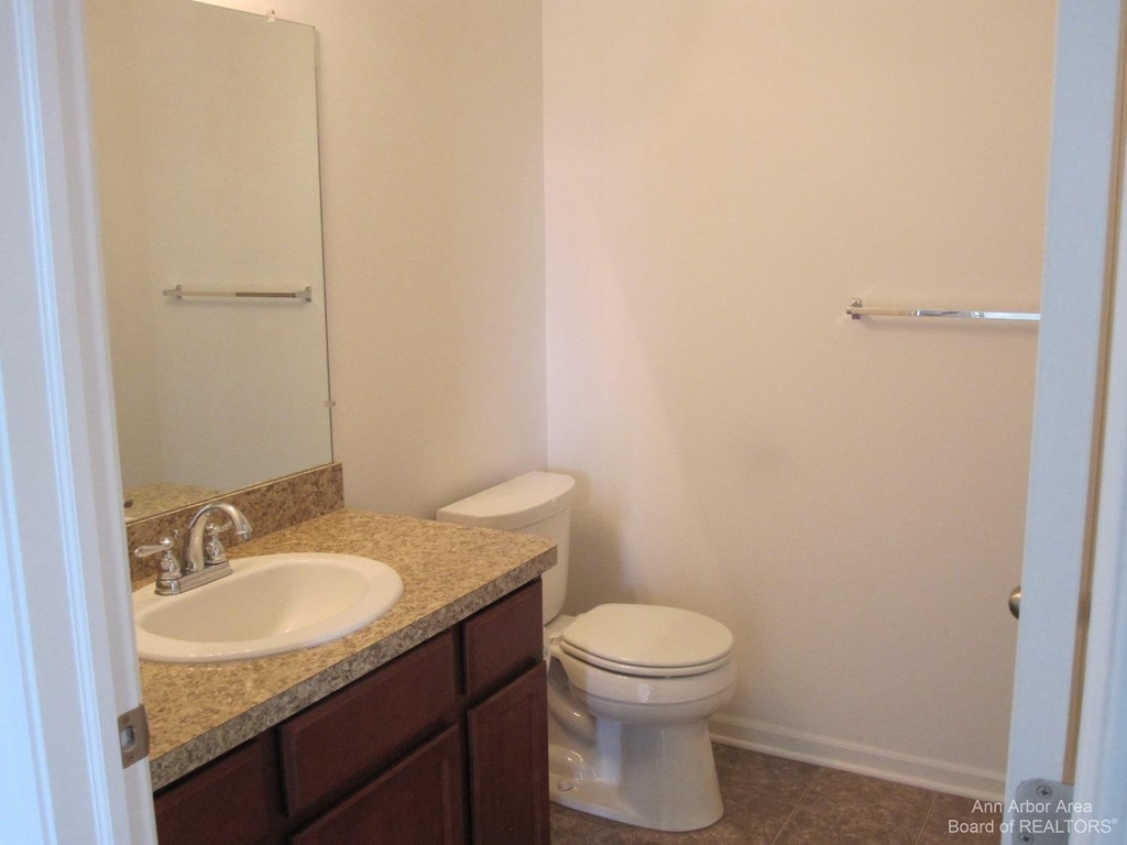 1047 E Summerfield Glen Circle - Photo 26