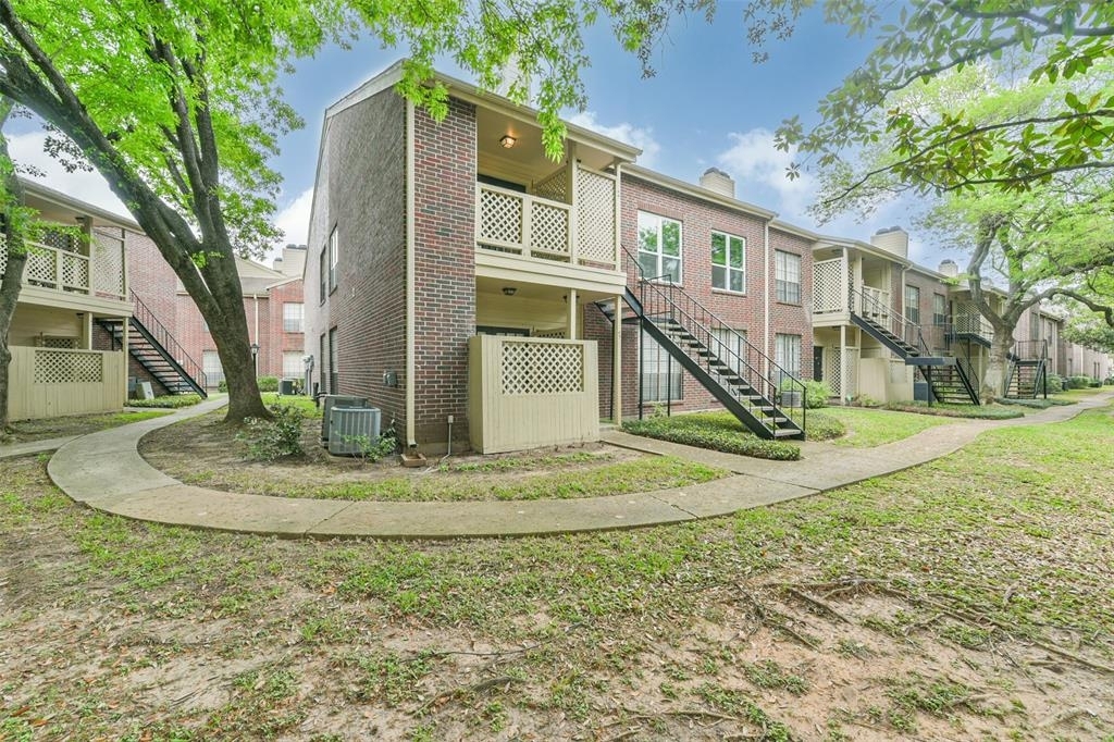 8055 Cambridge Street - Photo 29