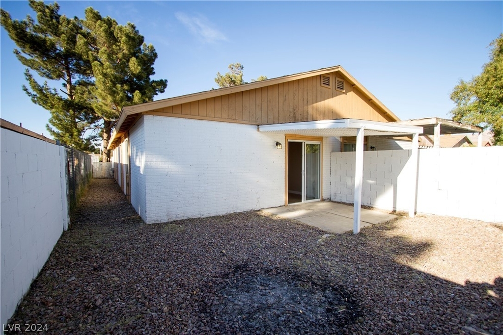 4505 Cool Valley Drive - Photo 4